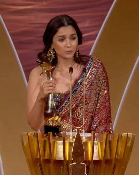 Alia Bhatt (instagram.com/aliaabhatt)
