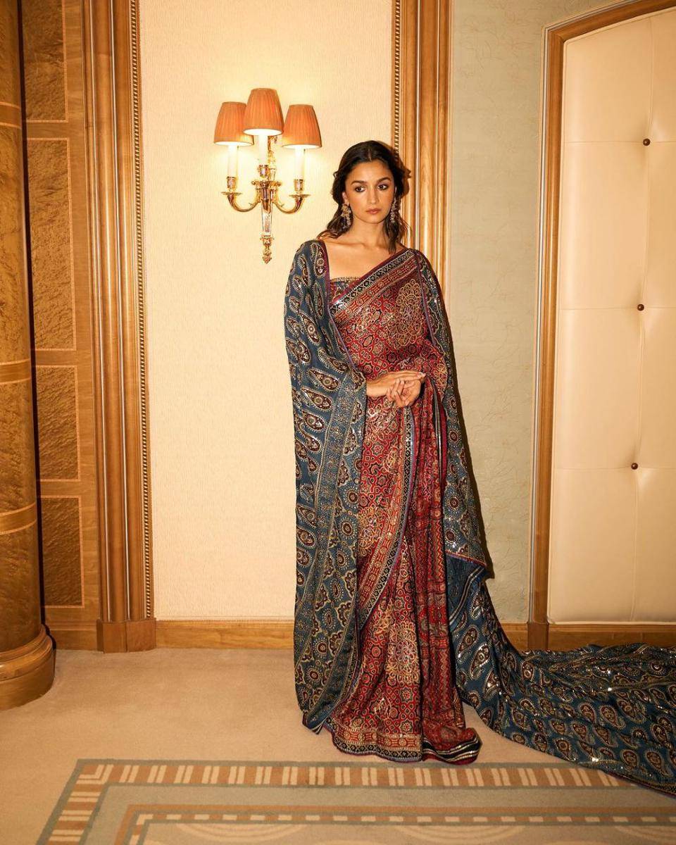 Alia Bhatt (instagram.com/aliaabhatt)