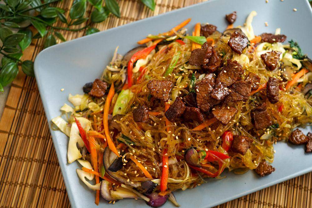 Ilustrasi bihun (freepik.com/relineo)