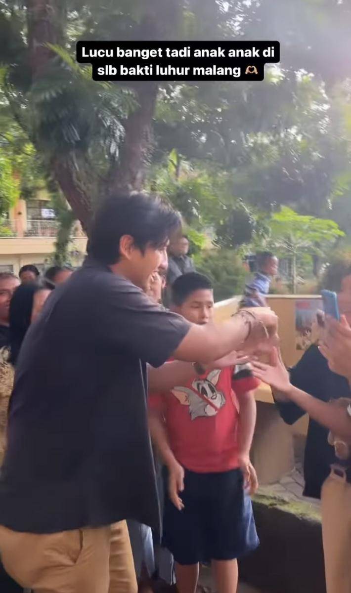 potret Harris Vriza kunjungi Malang (instagram.com/harrisvriza)