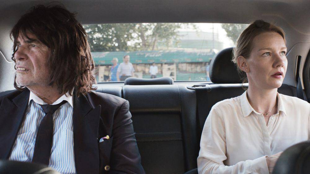 cuplikan film Toni Erdmann (dok. Komplizen Film/Toni Erdmann)
