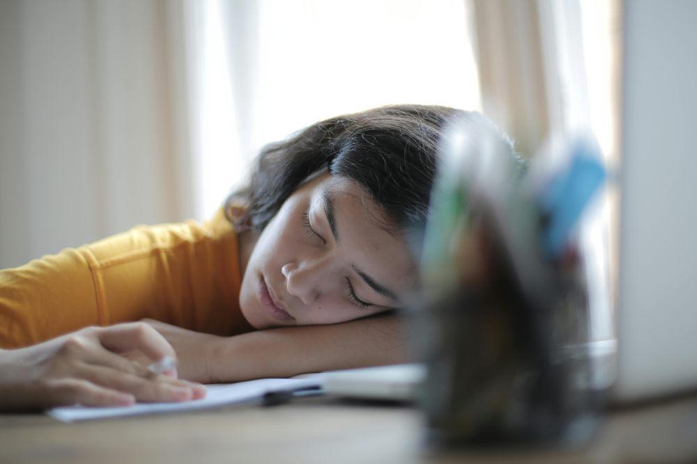 ilustrasi kurang tidur (pexels.com/Andrea Piacquadio)