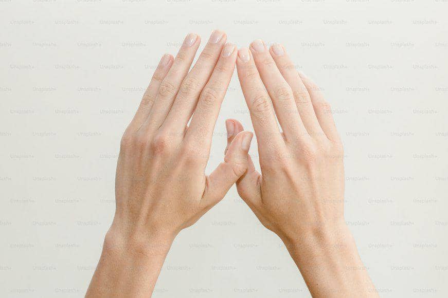 ilustrasi tangan (unsplash.com/unsplash+)