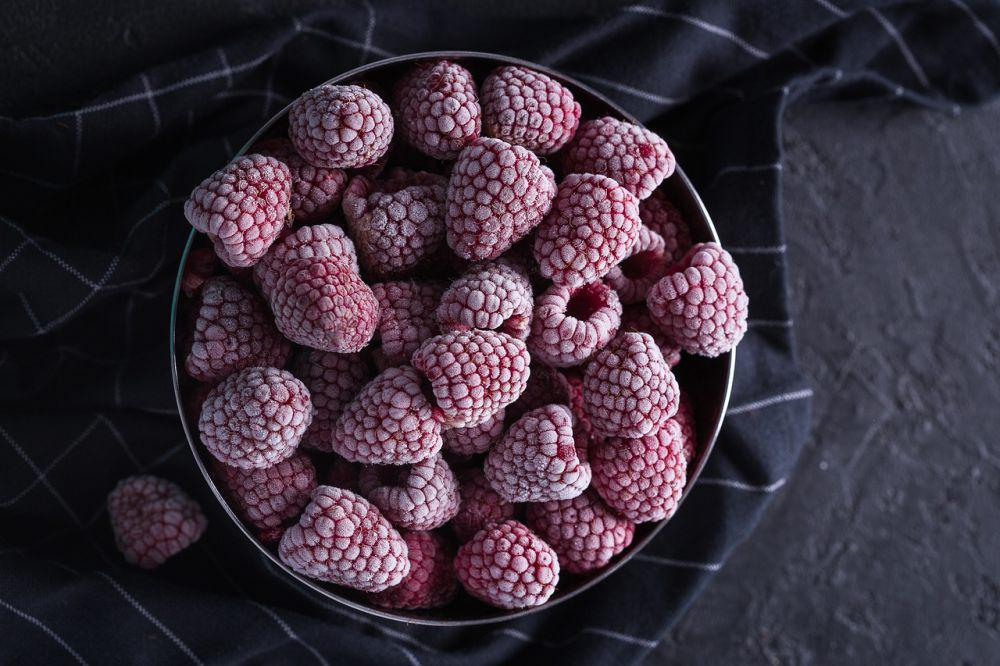 ilustrasi buah raspberry segar dan matang (pixabay.com/Daria-Yakovleva)