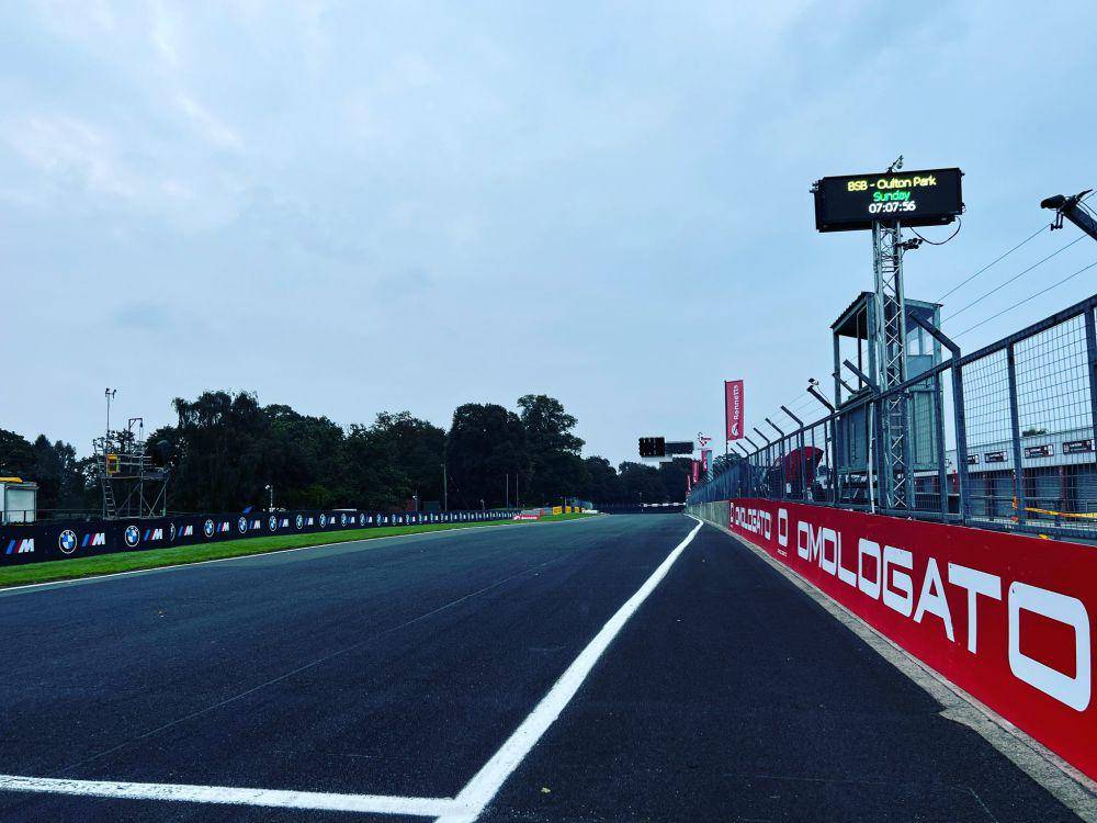 Sirkuit Oulton Park (twitter.com/Oulton_Park)