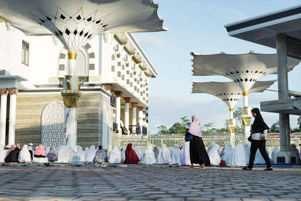 Masjid Jami Imam Baidhowi Kediri. Instagram/epicnesia_arsitek