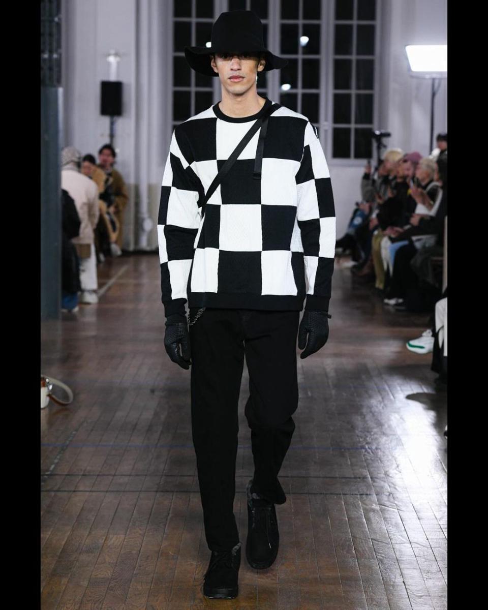 White Mountaineering A/W '24 di Paris Fashion Week 2024 (instagram.com/whitemountaineering_official)