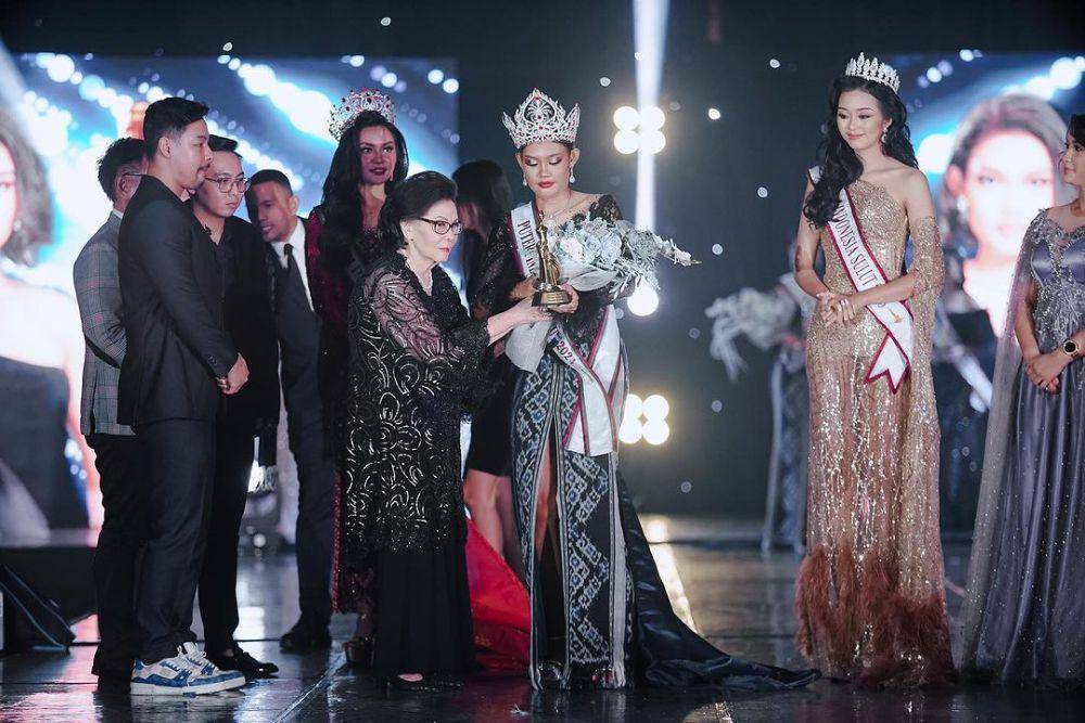 Potret Kunjungan Puteri Indonesia 2023 Farhana Nariswari ke Manado (Instagram.com/officialputeriindonesia)