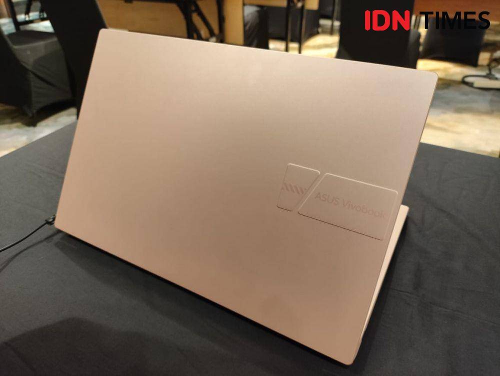 ASUS Vivobook 14 (IDN Times/Fatkhur Rozi)