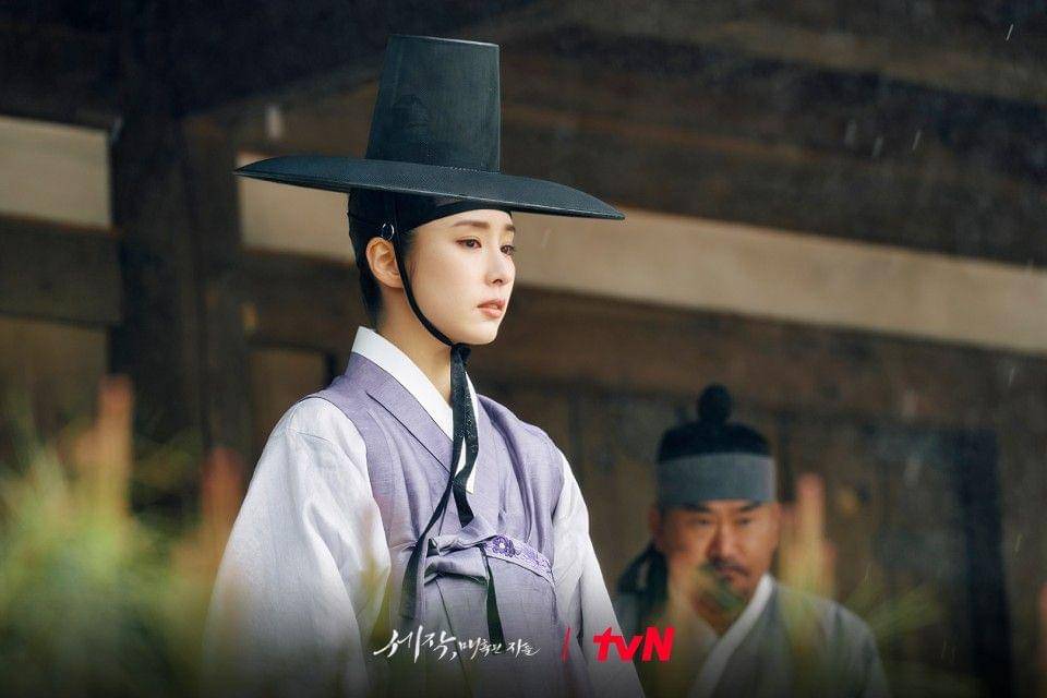 cuplikan Shin Se Kyung di drakor Captivating the King (dok. tvN/세작, 매혹된 자들)