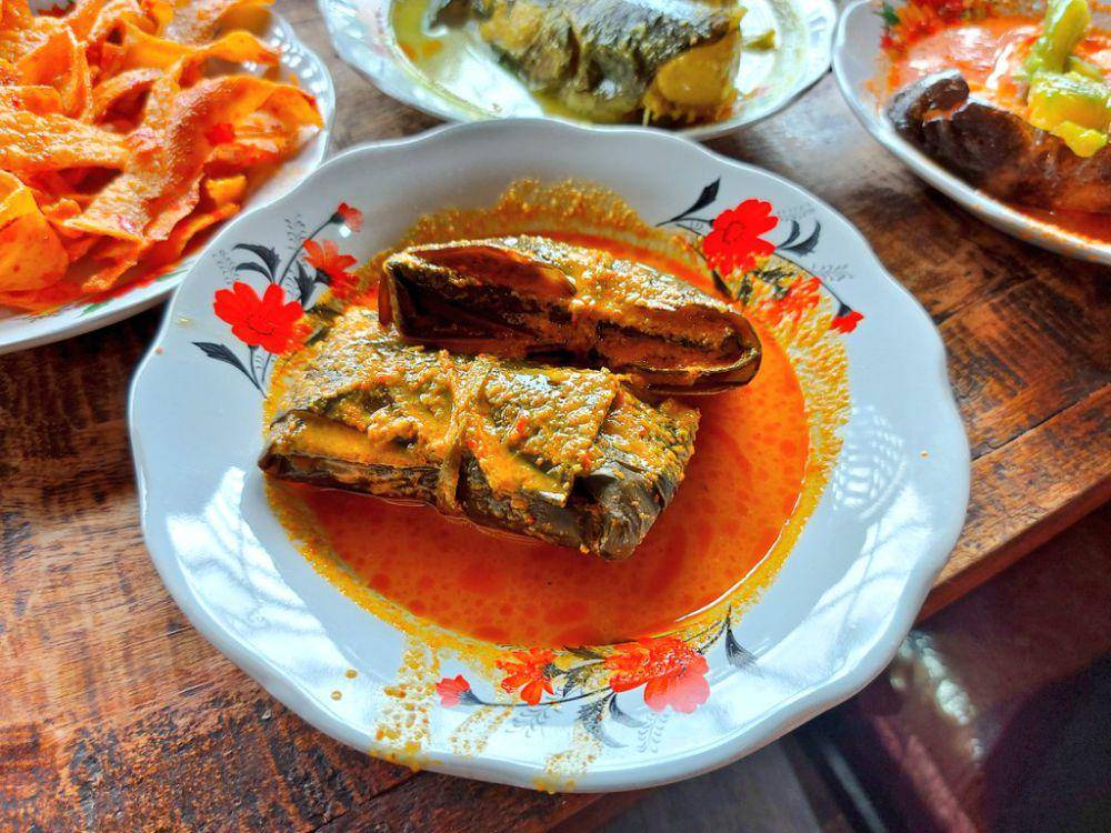ilustrasi makanan melayu gurih pedas (commons.wikimedia.org/David Wadie Fisher-Freberg)
