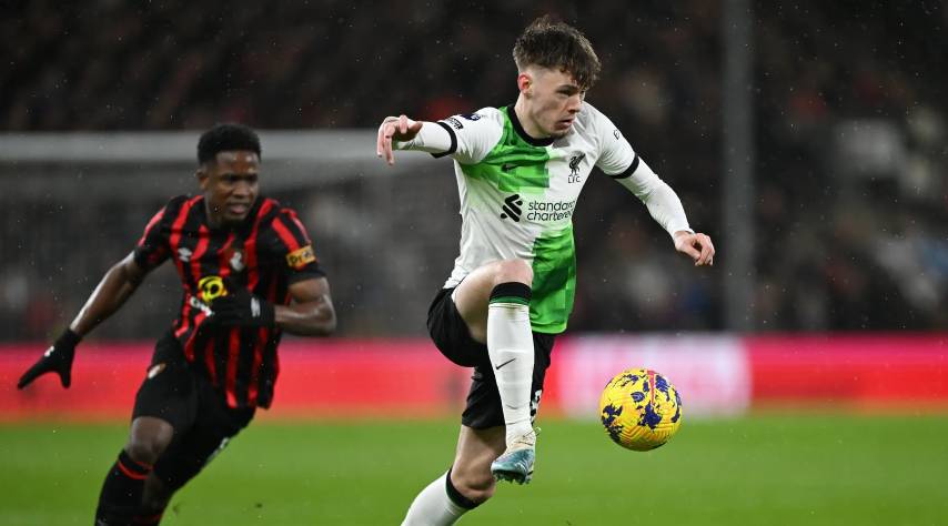 Conor Bradley (kanan) saat melawan Bournemouth. (premierleague.com)