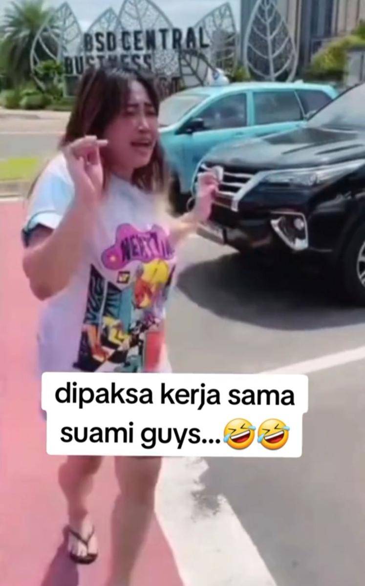 Pinkan Mambo (instagram.com/@pingkanmambo_reborn)