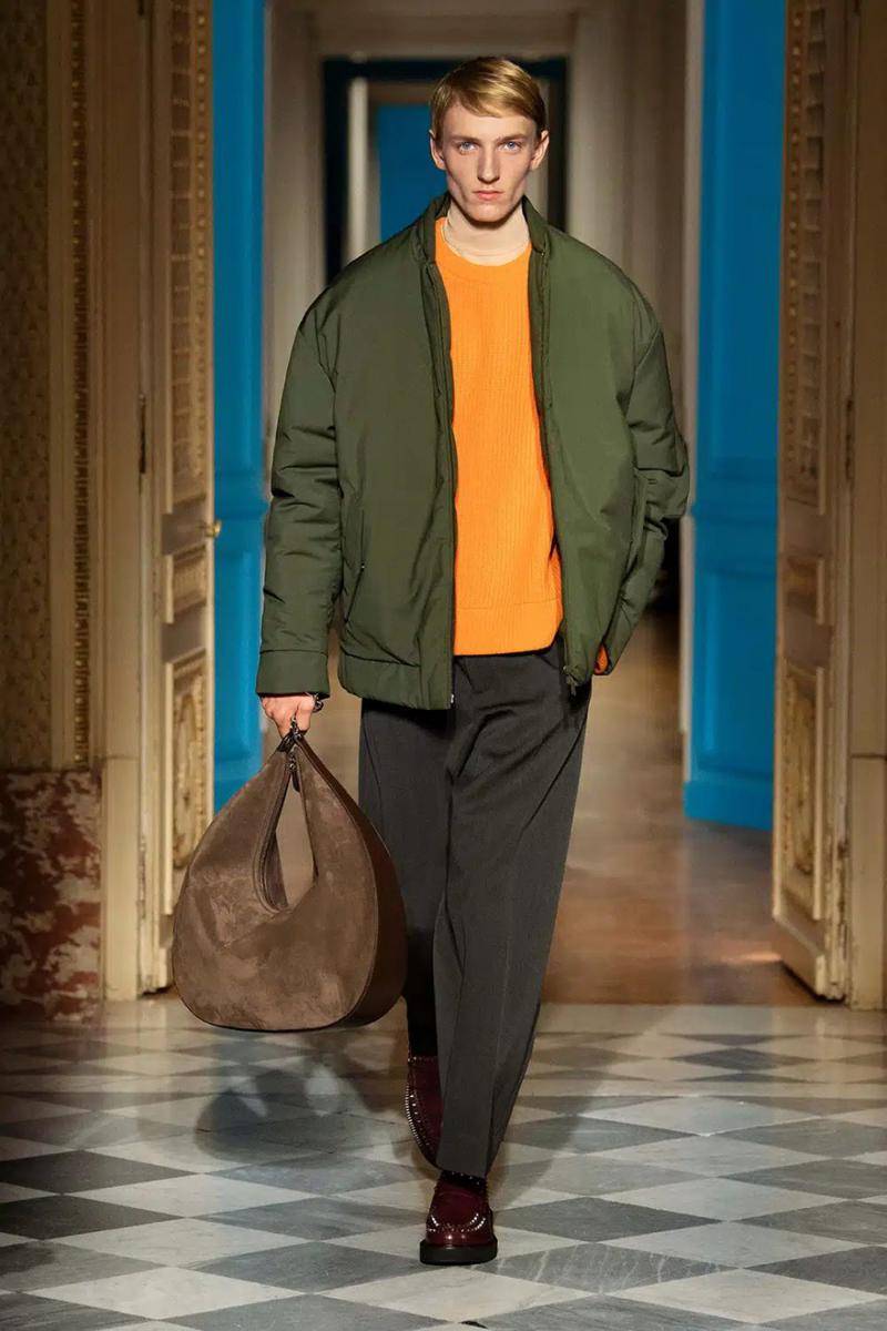 Valentino Menswear F/W '24 di Paris Fashion Week 2024 (dok. Valentino)