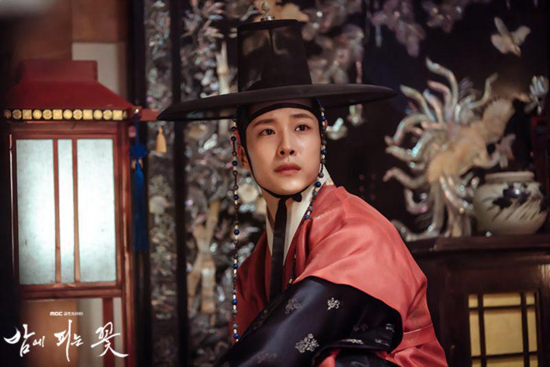 cuplikan drakor Knight Flower (dok. MBC/Knight Flower)