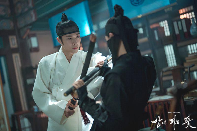 3 Alasan Yeo Hwa dan Soo Ho Harus Bekerja Sama di Knight Flower