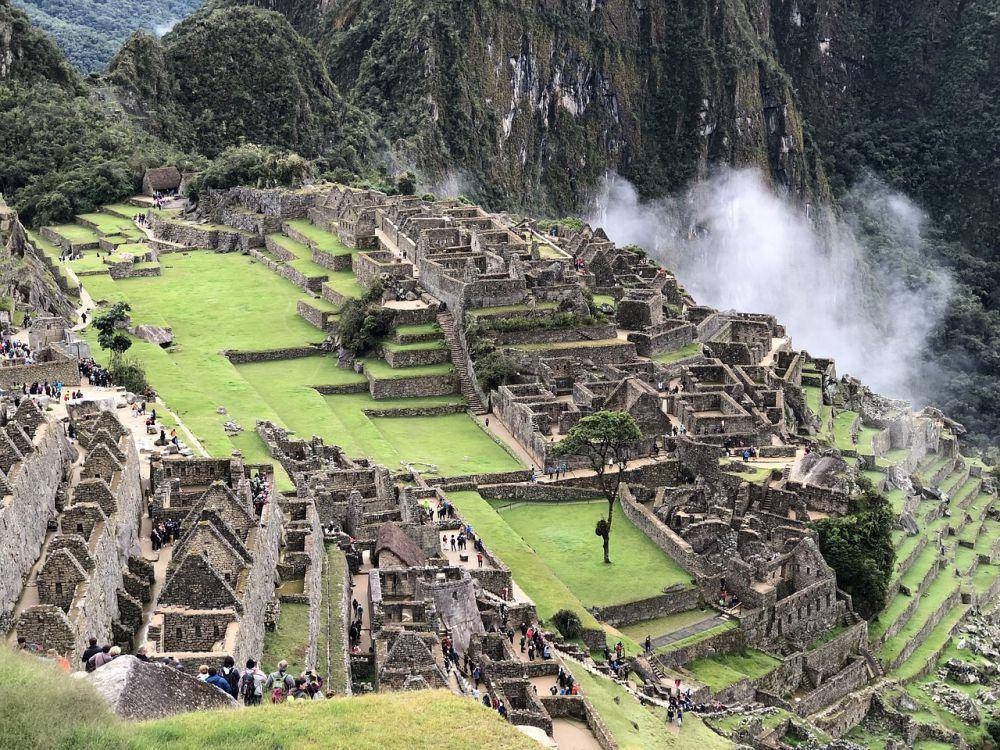 ilustrasi bangunan batu machu picchu (pixabay.com/Madmathden)