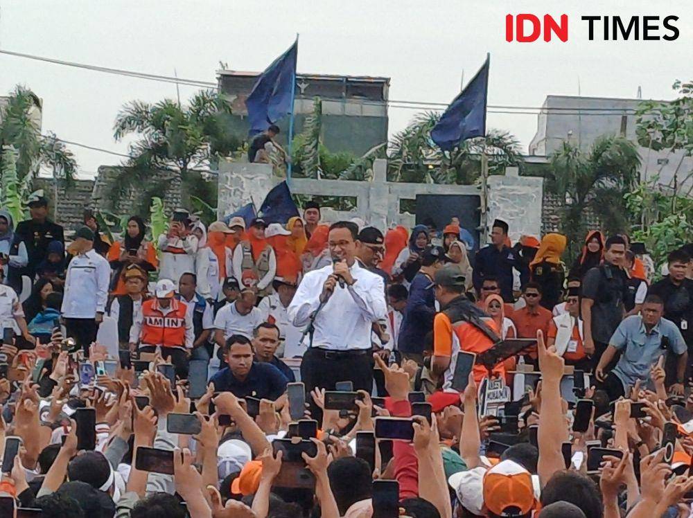 Capres nomor urut satu, Anies Baswedan ketika berkampanye di Bekasi, Jawa Barat. (IDN Tomes/Santi Dewi)
