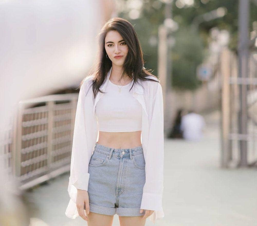 potret Davika Hoorne (instagram.com/davikah)