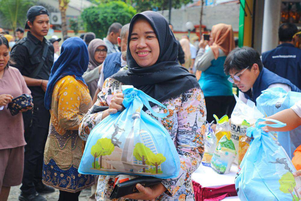 Program Sembako Murah di Jakarta. (dok. Humas Pemprov DKI Jakarta)