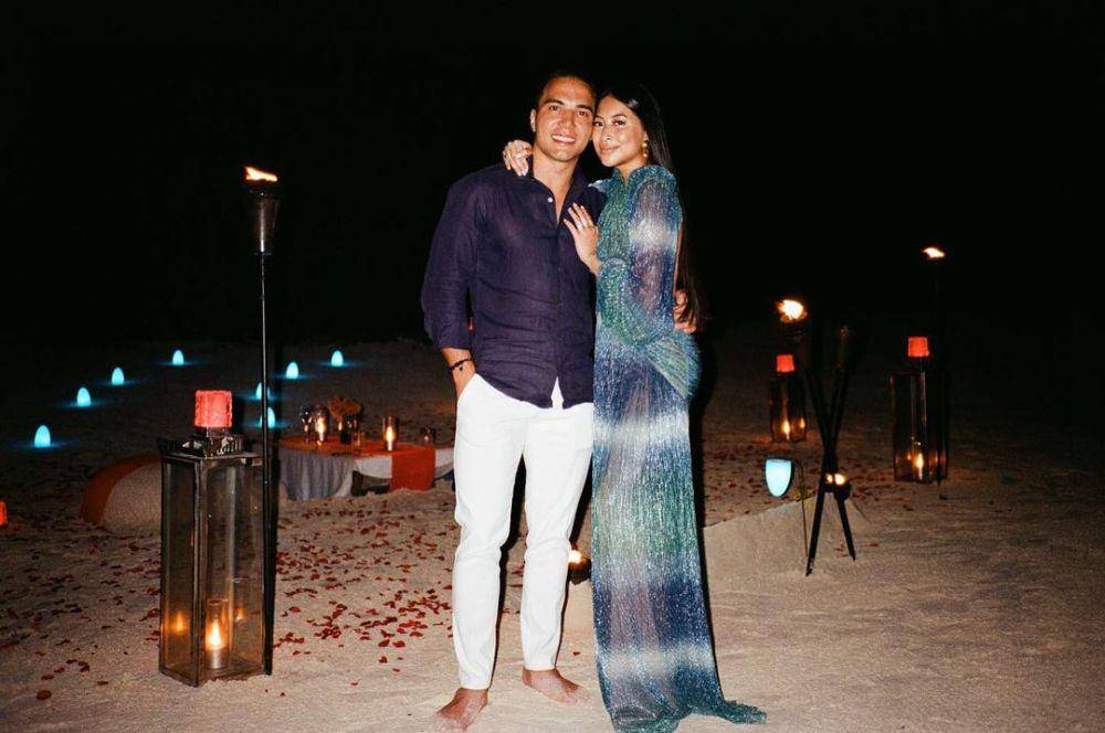 ide gaya couple Janetira dan suami (instagram.com/janetira)
