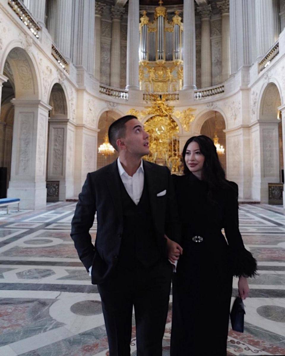 ide gaya couple Janetira dan suami (instagram.com/janetira)
