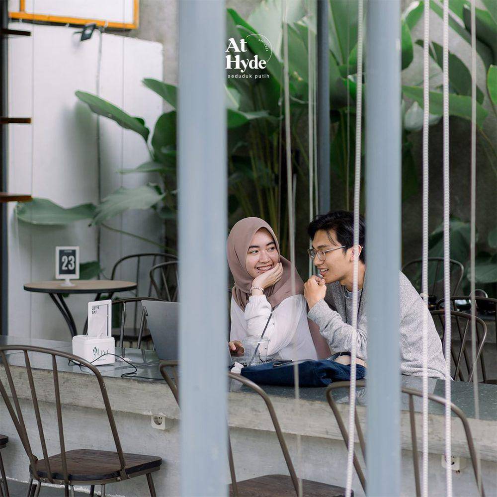 At Hyde (instagram.com/athyde.sedudukputih)