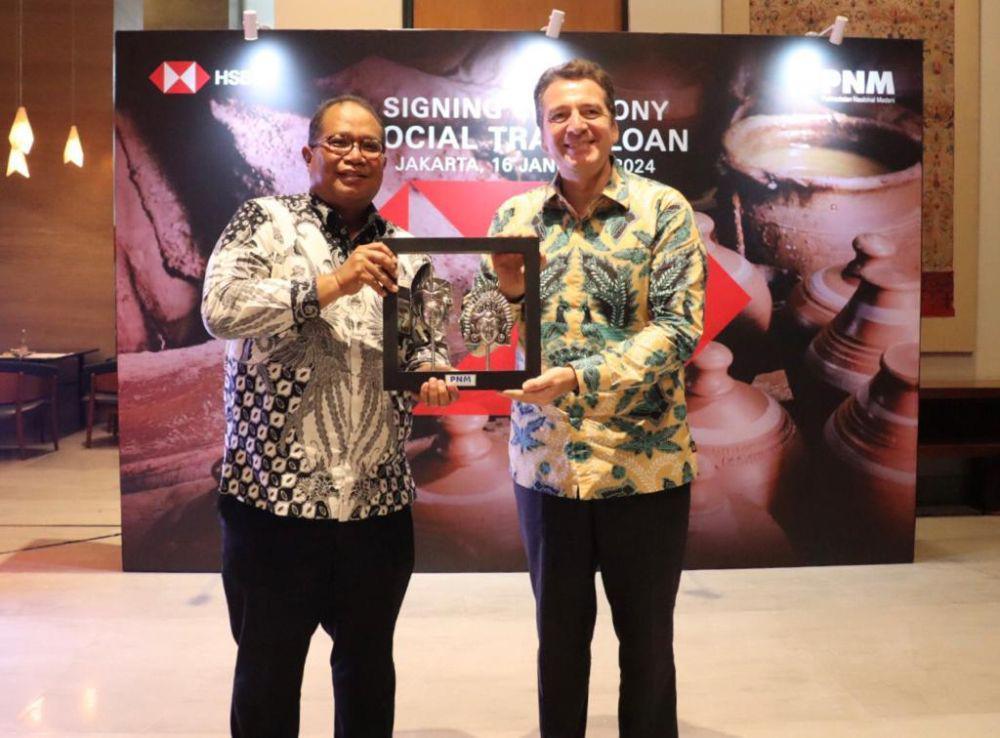 Genjot Ekonomi Kerakyatan, PNM Lakukan Sinergi Social Loan dengan HSBC