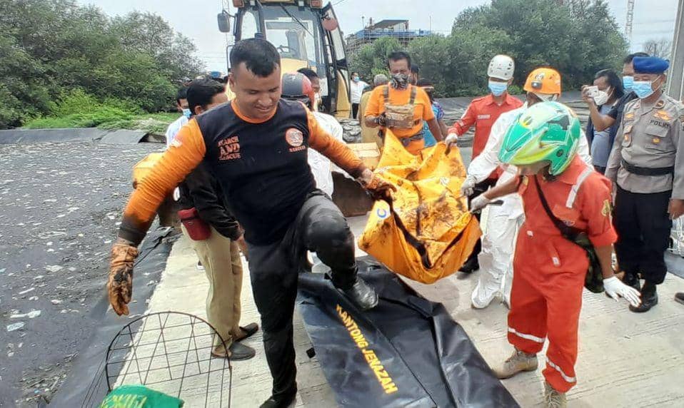 Mayat Berjaket Bawaslu Ditemukan di Pengolahan Limbah Tinja Semarang