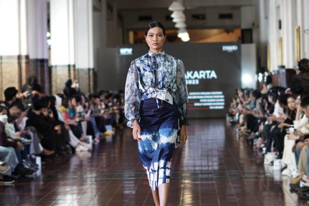 koleksi ESMOD Jakarta di UI Fashion Week 2024 (dok.ESMOD Jakarta)