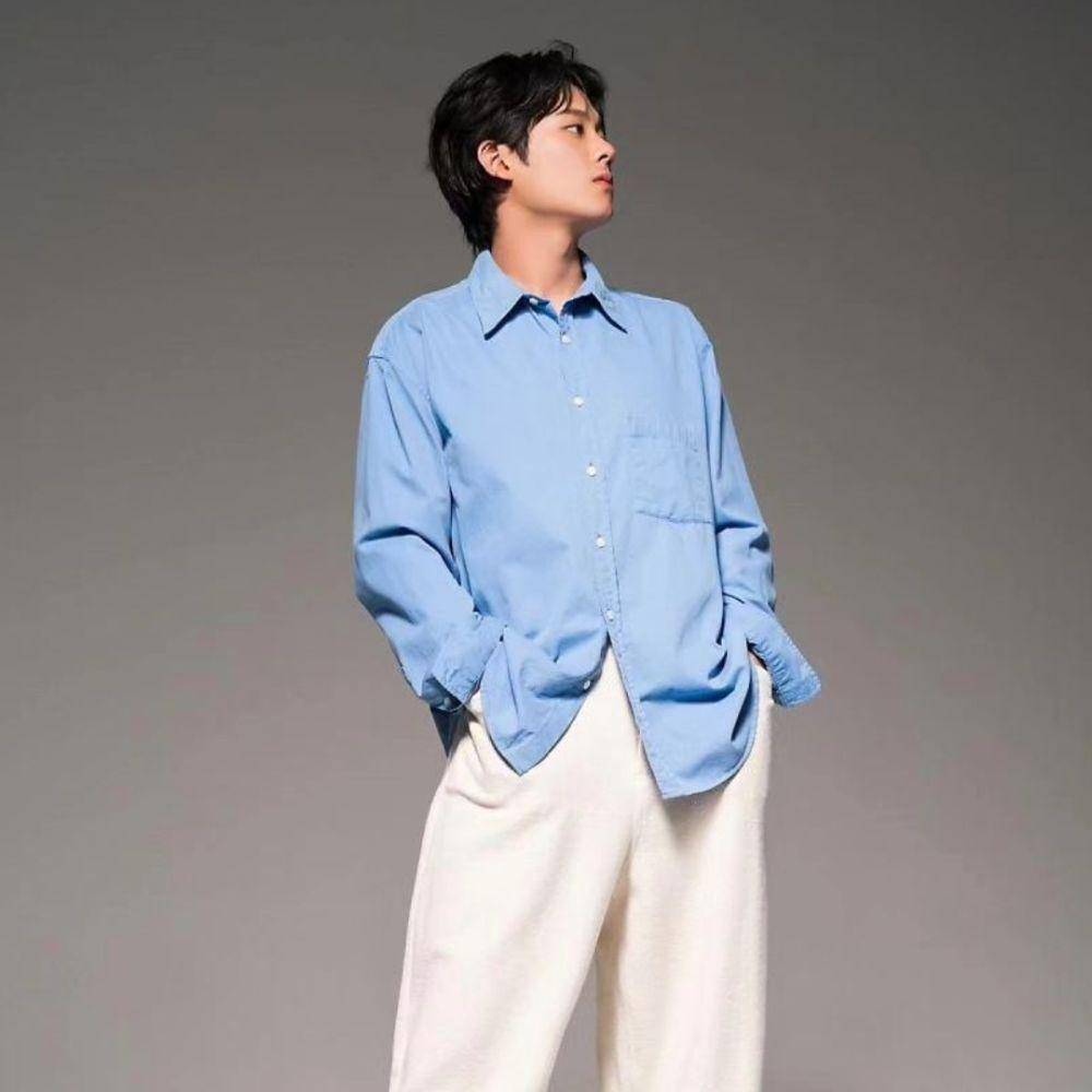 Paduan kemeja ala Lee Jung Ha (instagram.com/jungha.km)