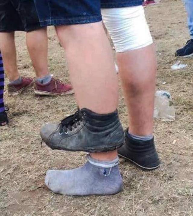 foto random dan kocak soal sepatu (reddit.com/r/hmmm)