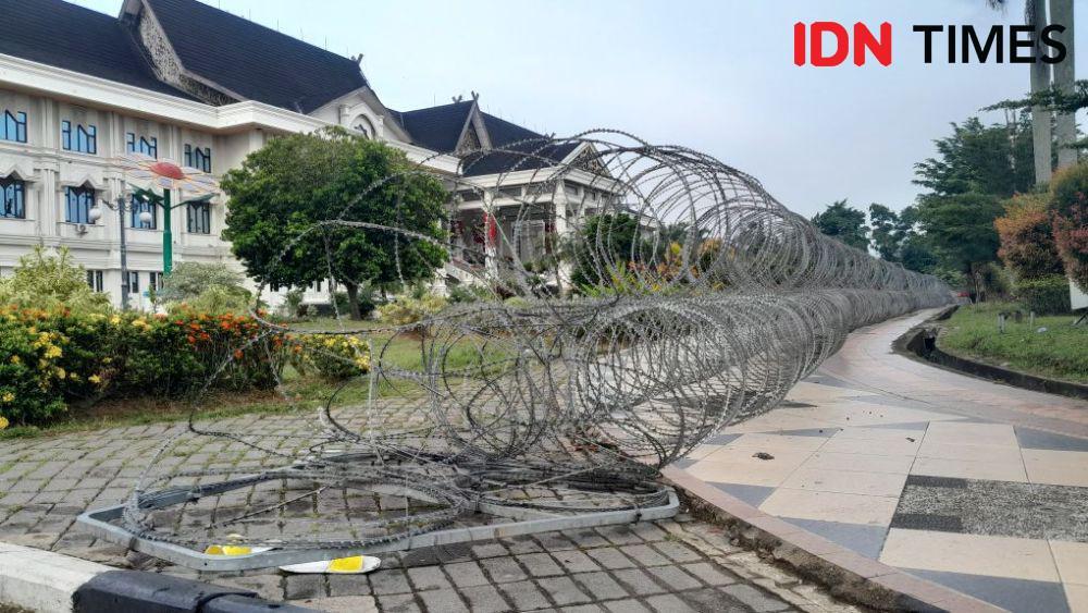 Supir Truk Batu Bara di Jambi Ancam Lapor ke Presiden Jokowi
