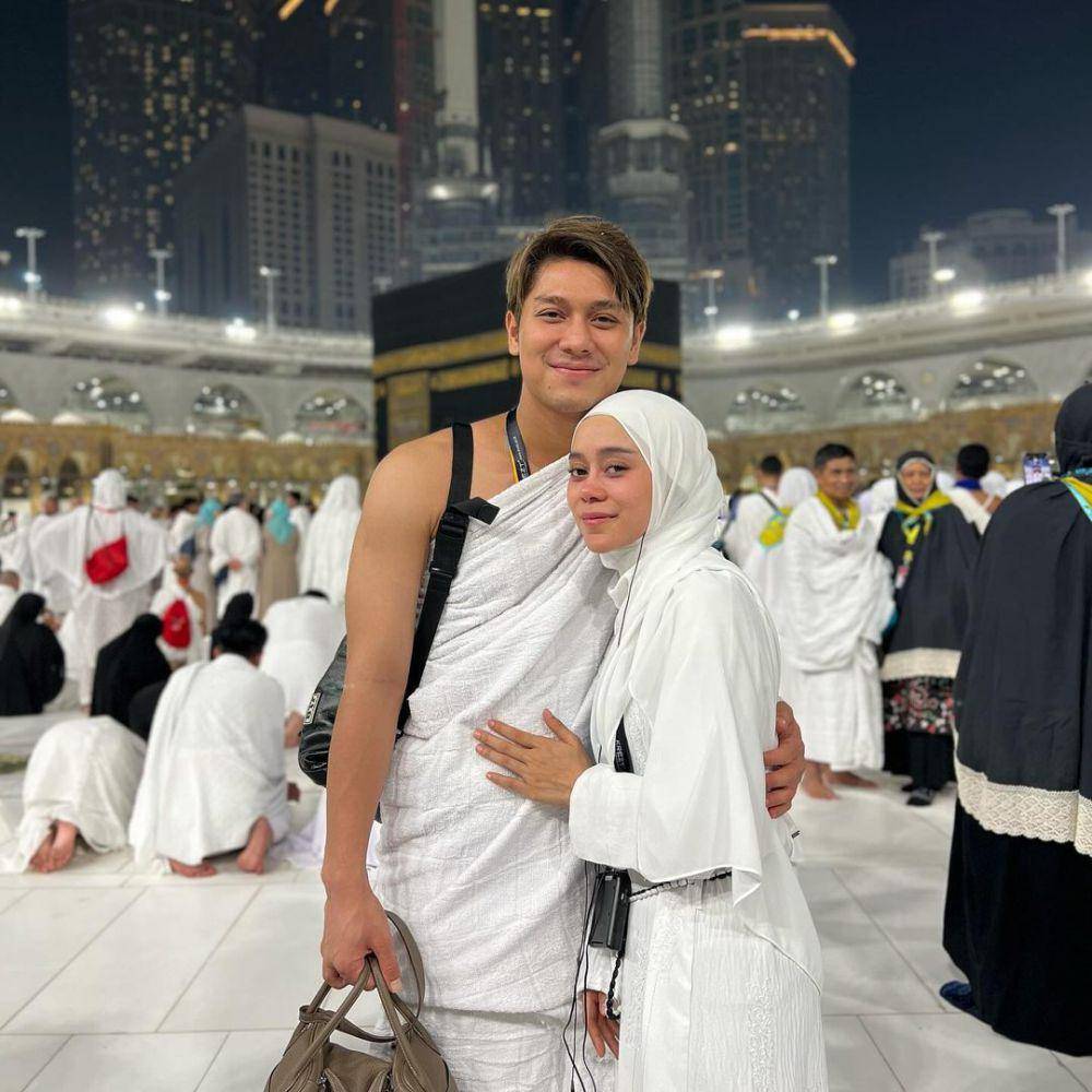 Lesti dan Billar umrah (Instagram.com/rizkybillar)