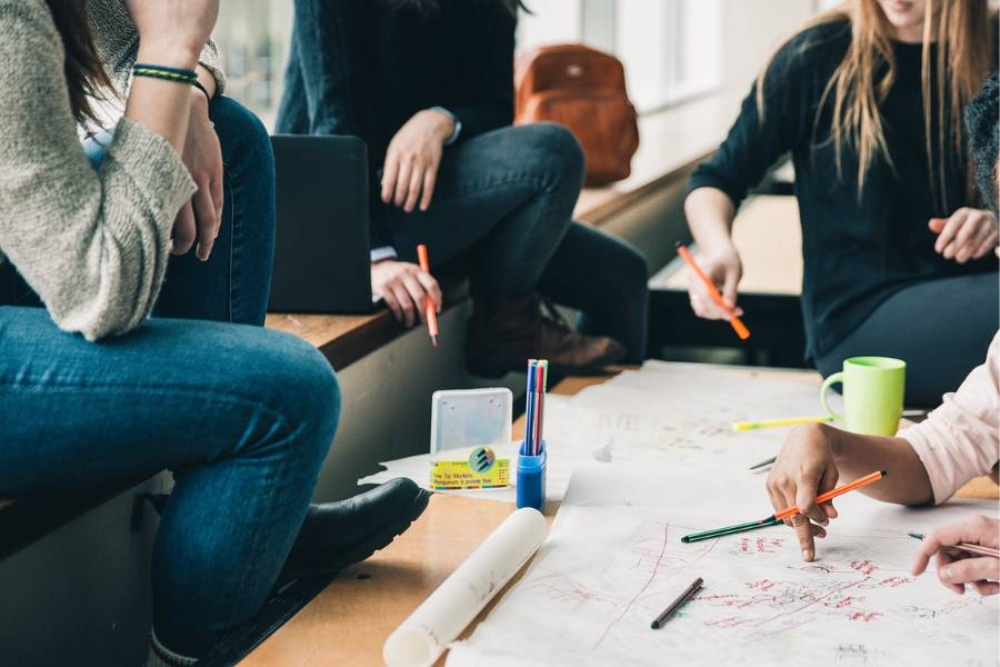ilustrasi proses brainstorming (pixabay.com/StockSnap)