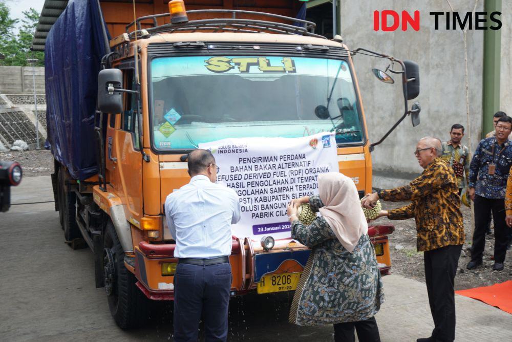 Pemkab Sleman Kirim Perdana Hasil Olahan Sampah untuk Bahan Bakar