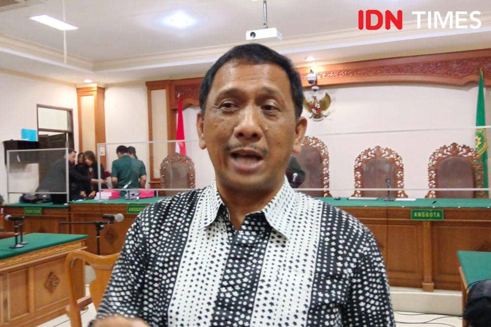 Penasihat Hukum terdakwa mantan Rektor Unud, Gede Pasek Suardika (IDN Times/Ayu Afria)