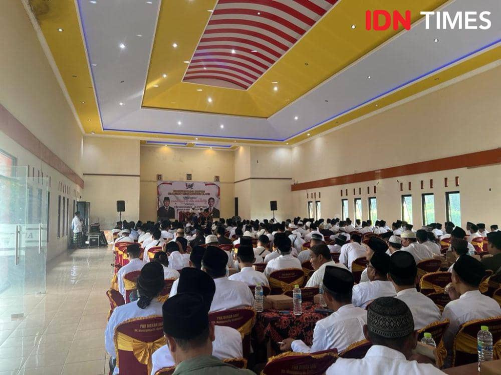 Komunitas ulama semut ireng di Kabupaten Klaten saat memantapkan dukungan buat Prabowo-Gibran. (IDN Times/Fariz Fardianto)