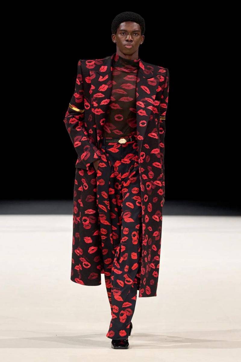 Balmain Menswear F/W 2024 di Paris Fashion Week 2024 (dok. Balmain)
