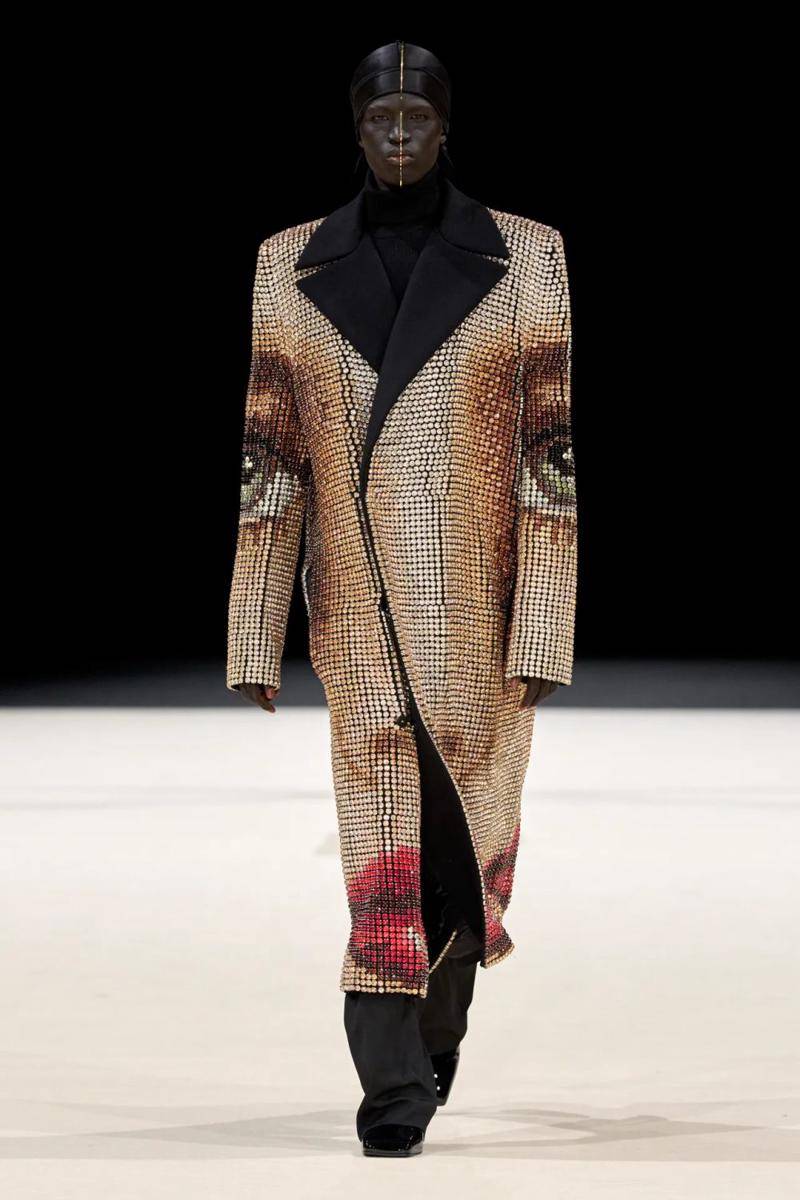 Balmain Menswear F/W 2024 di Paris Fashion Week 2024 (dok. Balmain)