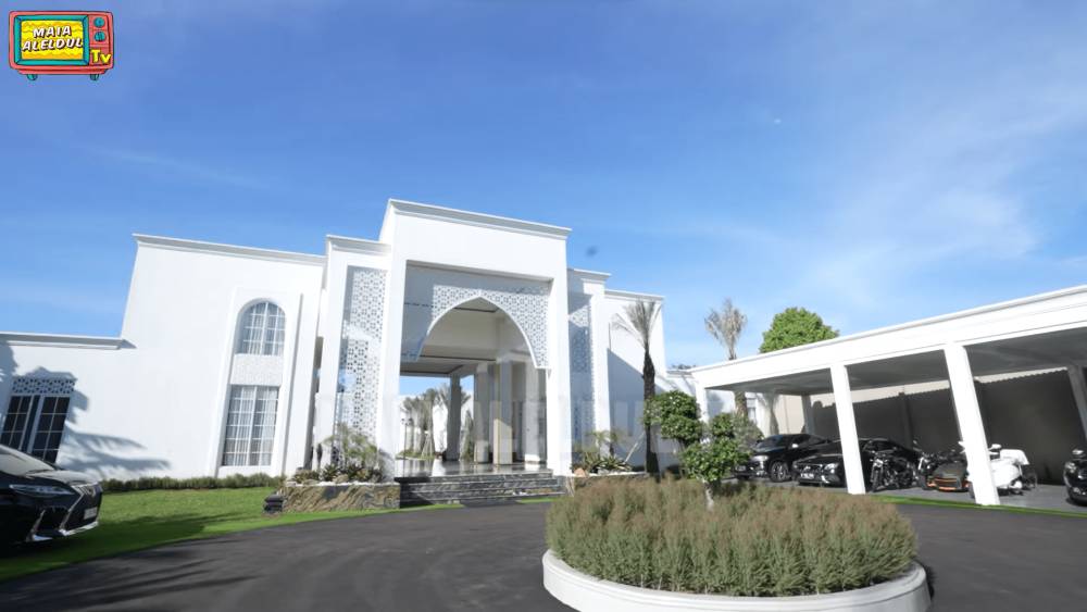 desain rumah mewah Ustaz Solmed (youtube.com/MAIA ALELDUL TV)