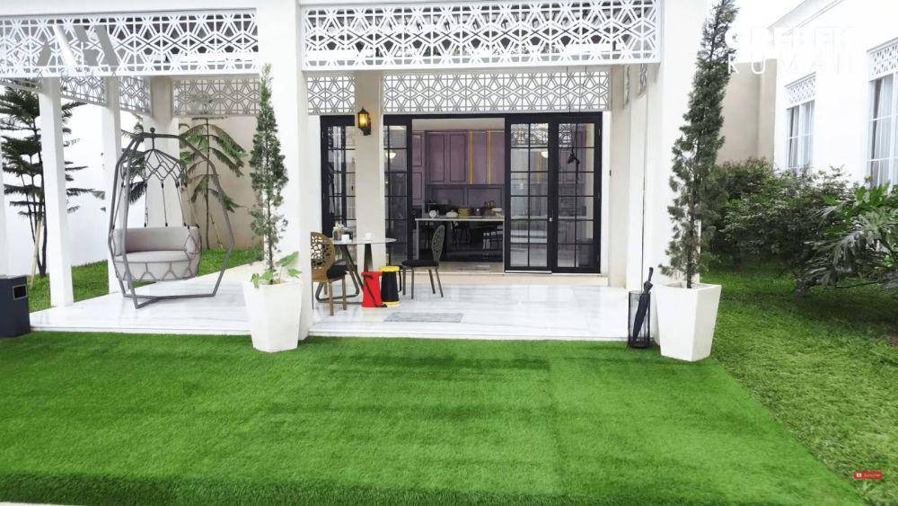 desain rumah mewah Ustaz Solmed (youtube.com/AH)