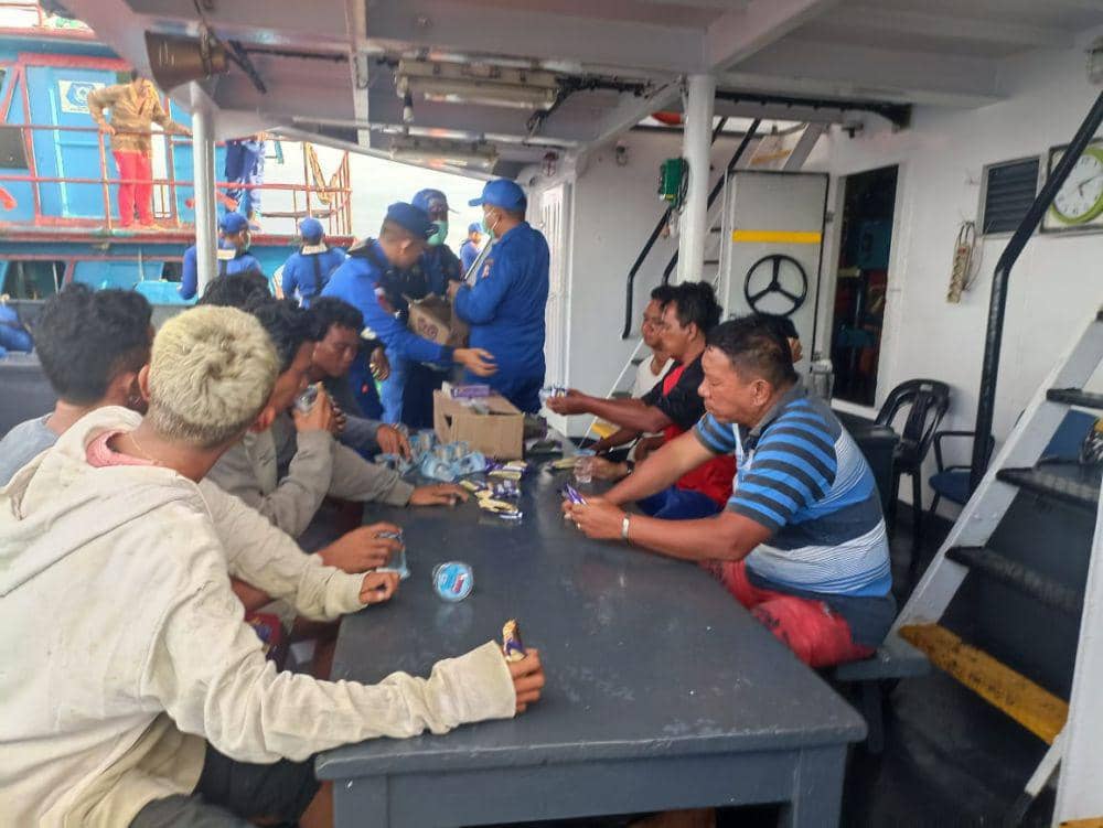 12 Penumpang Kapal LCT Bora V Ditemukan di Perairan Maluku Utara