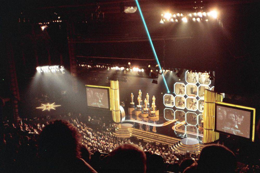 panggung penghargaan Academy Awards 1988 (commons.wikimedia.org/Alan Light)