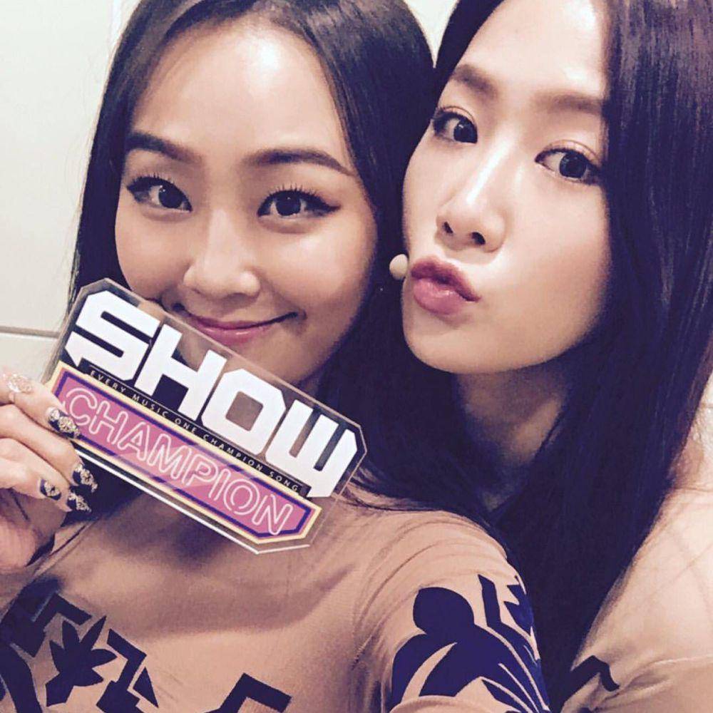 Hyolyn dan Soyou (dok. Show Champion)