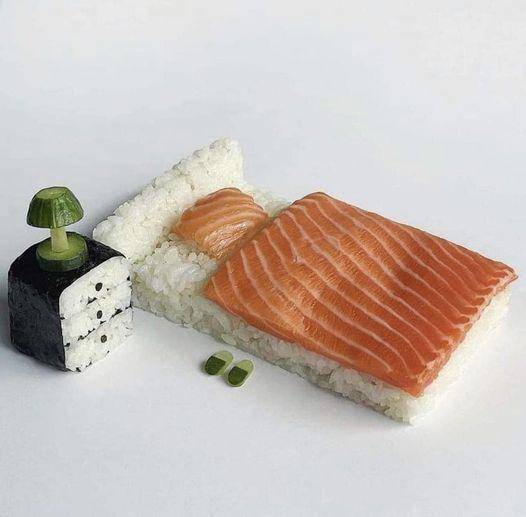 potret hal aneh dan kocak soal sushi (reddit.com/user/Deegedeege)
