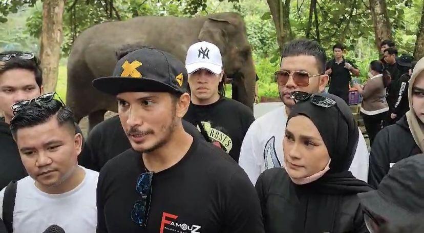Influencer Gelar Aksi Bersih-bersih Medan Zoo Sebelum Ditutup