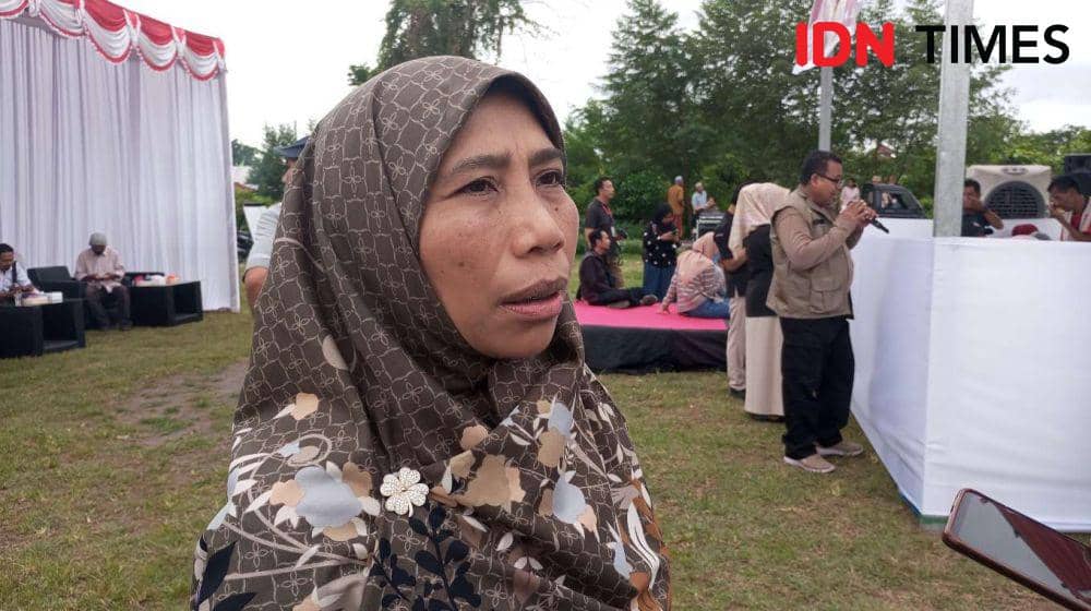 Komisioner KPU NTB Zuriati. (IDN Times/Muhammad Nasir)