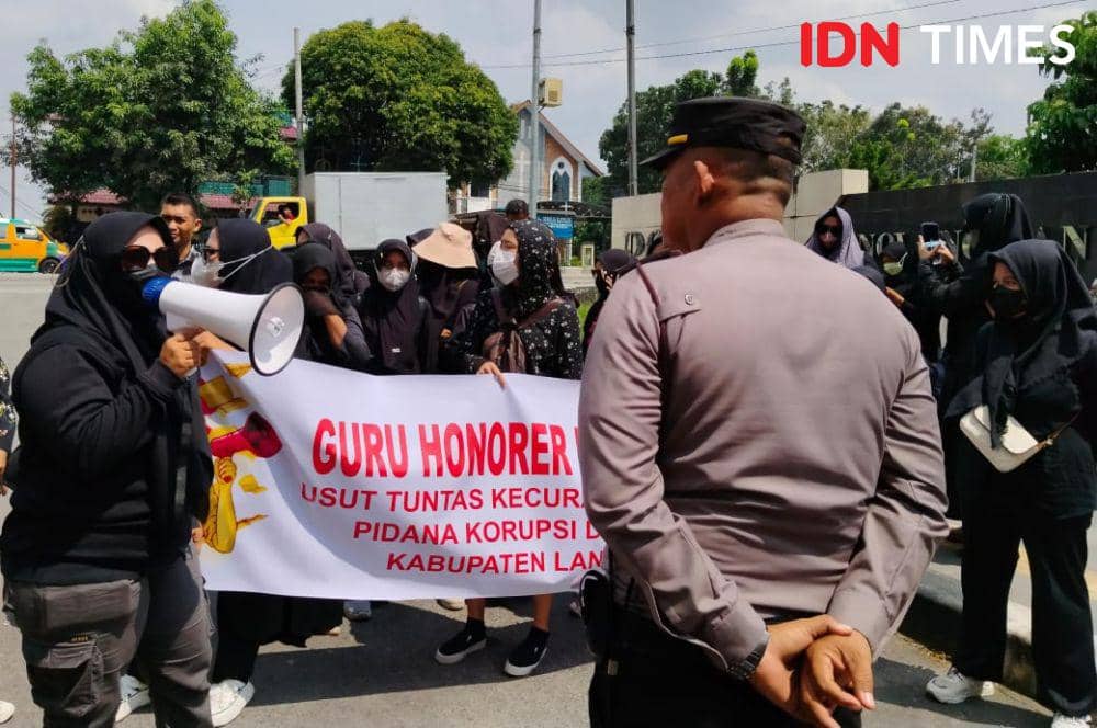 Guru honorer menduga adanya maladministrasi dan kecurangan dalam seleksi P3K (IDN Times/Eko Agus Herianto)