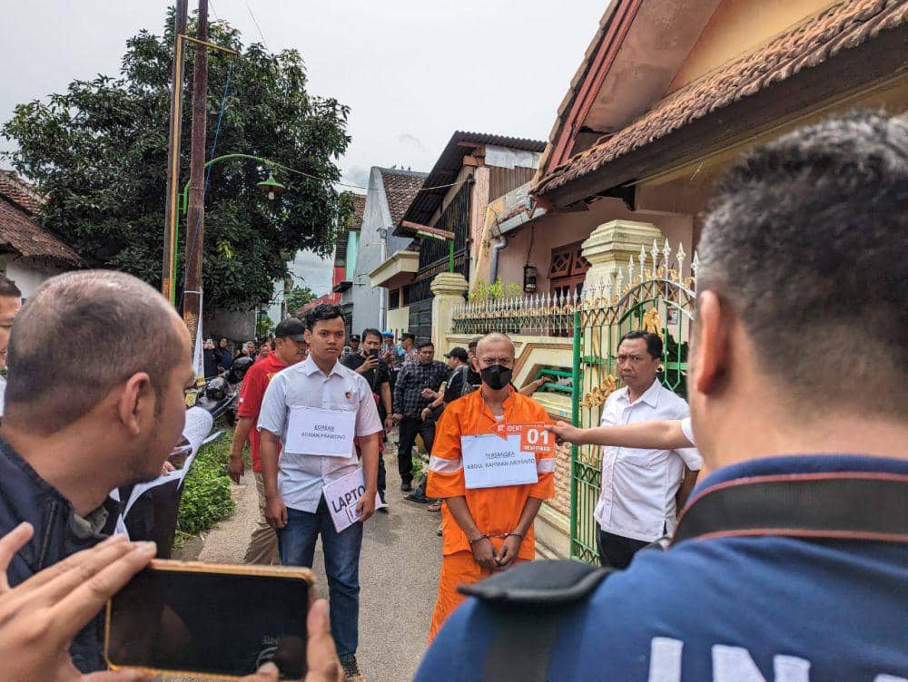 Rekonstruksi Tukang Pijat Mutilasi Malang, Korban Sempat Melawan